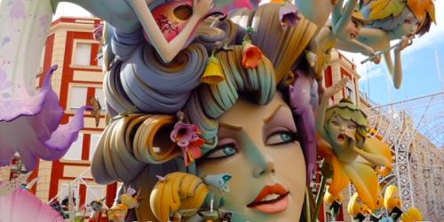 Ezért érdemes a Las Fallas idején Spanyolországba látogatni